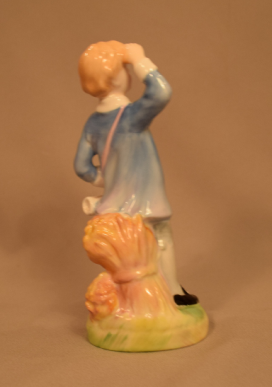 Royal Doulton Porcelain Figurine Little Boy Blue HN 2062 Copyright 1949