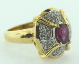 Exquisite Vintage 1 Carat + Ruby & 24 Diamonds 18k Gold Ring