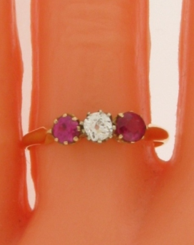 Art Deco 18K Gold Old Cut Diamond Rubies Ring
