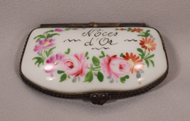 Beautiful Vintage Limoges Porcelain Pill Box Floral Decorated 