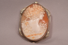 Superb Shell Cameo Khloris - Goddess of Flowers 14K Gold Frame Pendant Brooch