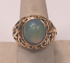 Beautiful Unique 14K Gold Ring Set With A Large Opal Doublet 5 Carats