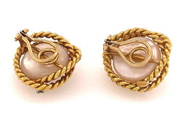 Beautiful Vintage Cellino Mabe Pearl Diamond 18K Gold Earrings